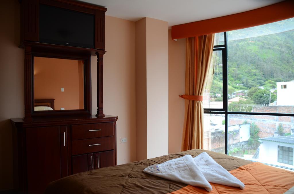 Club Ejecutivo Hotel บาญอส ภายนอก รูปภาพ